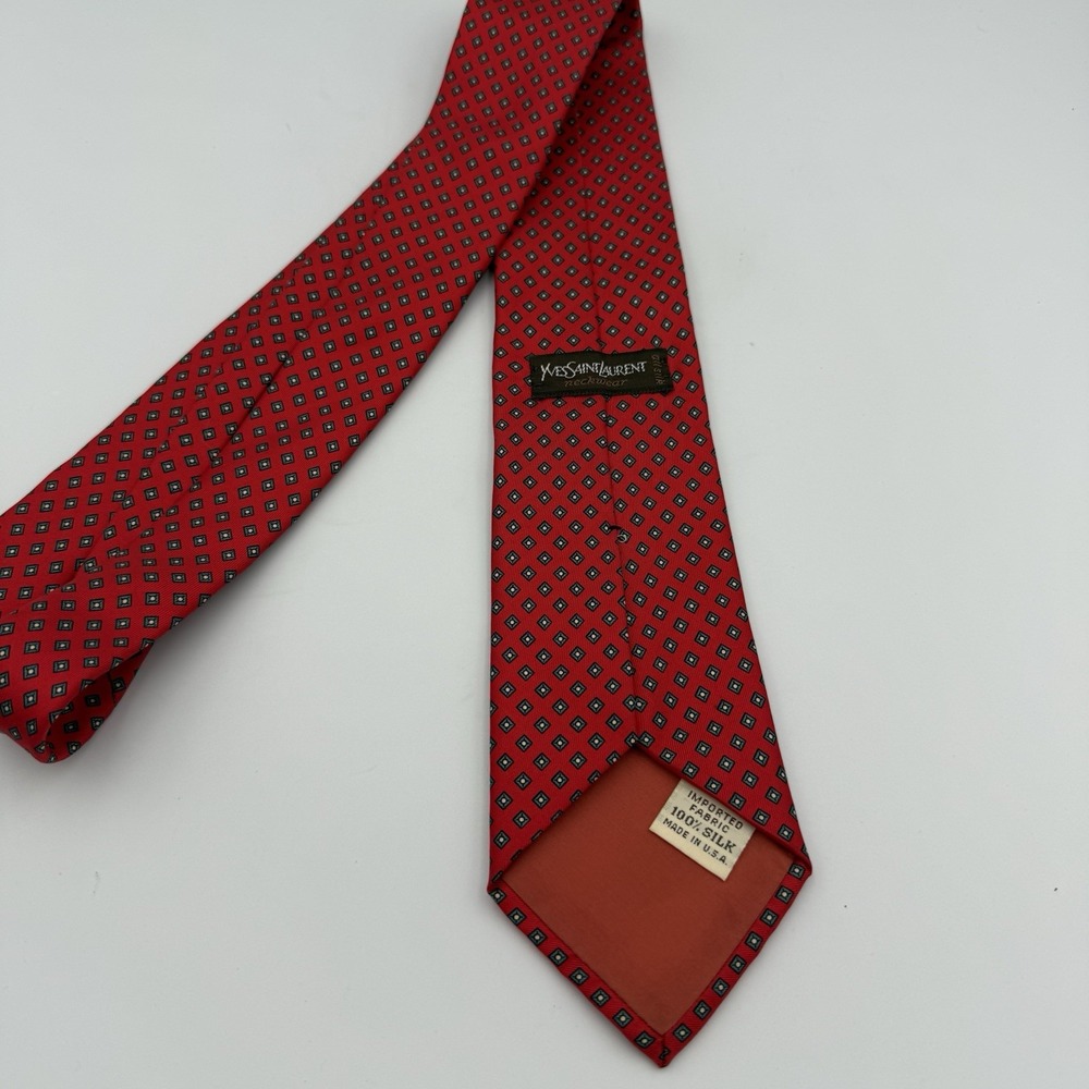 YSL Yves Saint Laurent Silk Red Burgundy Diamond/Geometric Motif Necktie - Picture 4 of 6